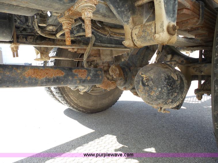 image for item L3689 2001 Freightliner FL70 water truck