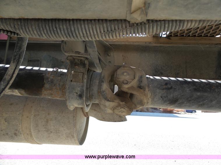 image for item L3689 2001 Freightliner FL70 water truck