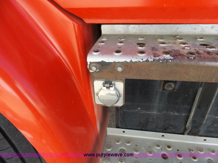 image for item L3689 2001 Freightliner FL70 water truck