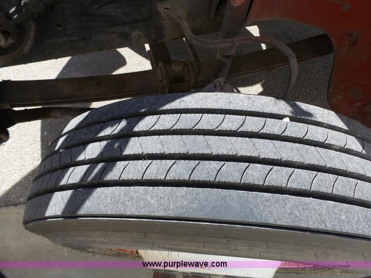 image for item L3689 2001 Freightliner FL70 water truck