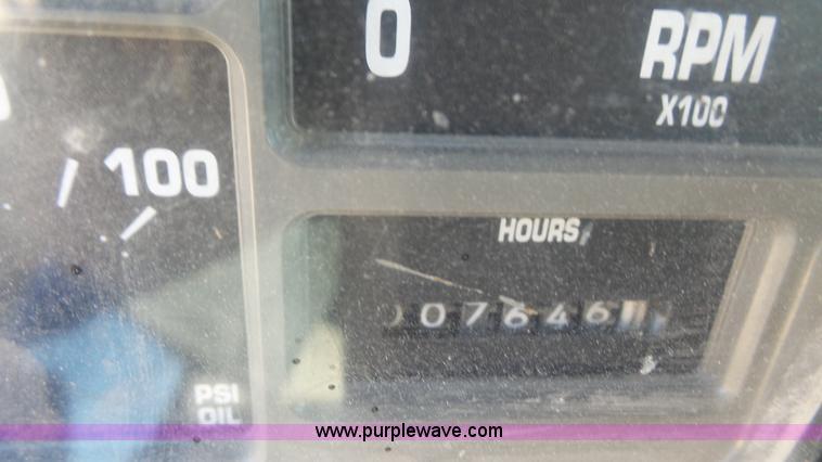 image for item L3692 2000 International F4900 dump truck