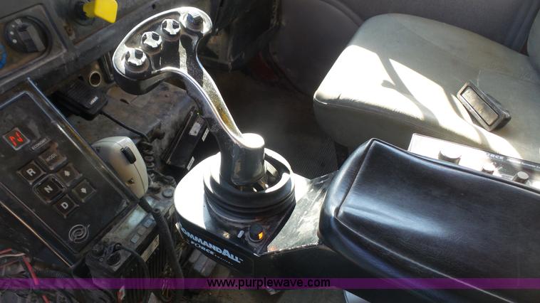 image for item L3692 2000 International F4900 dump truck