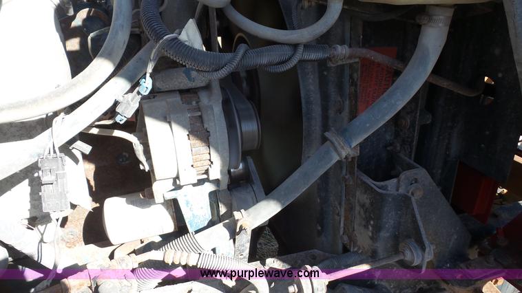 image for item L3692 2000 International F4900 dump truck