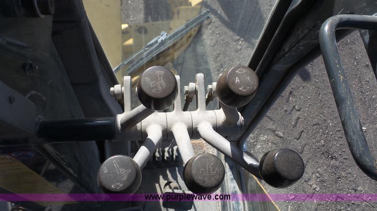 image for item L3695 2003 Komatsu GD650A motor grader