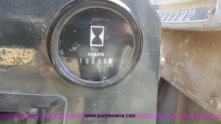 image for item L3695 2003 Komatsu GD650A motor grader