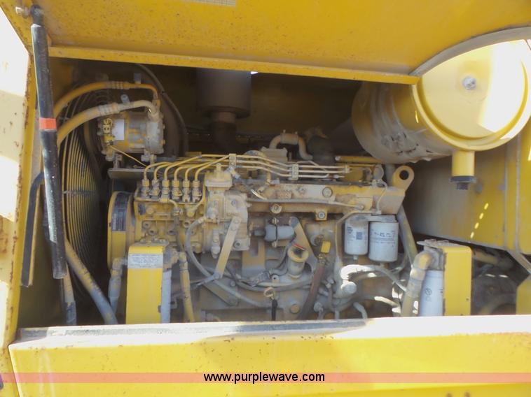 image for item L3695 2003 Komatsu GD650A motor grader