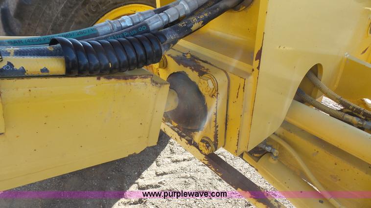 image for item L3695 2003 Komatsu GD650A motor grader