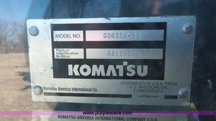 image for item L3695 2003 Komatsu GD650A motor grader