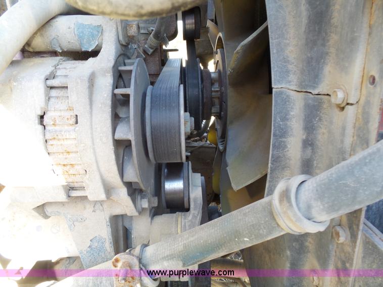 image for item L3697 2000 International F4900 dump truck