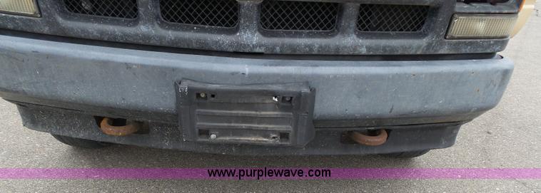 image for item L3704 1992 Chevrolet Cheyenne 1500 pickup truck