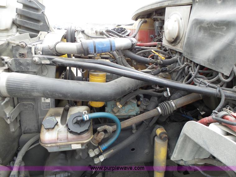 image for item L3721 2006 Freightliner Business Class M2 ambulance