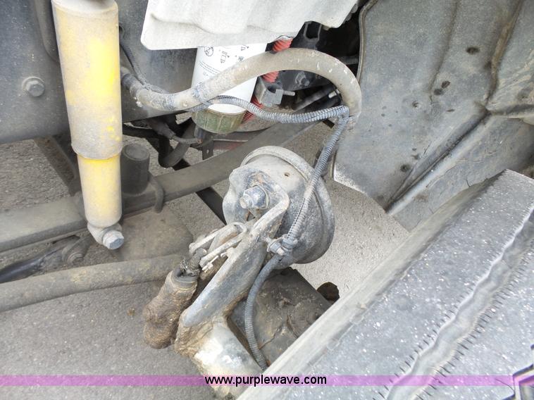 image for item L3721 2006 Freightliner Business Class M2 ambulance