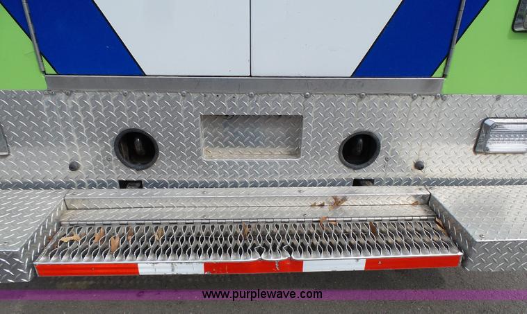 image for item L3721 2006 Freightliner Business Class M2 ambulance