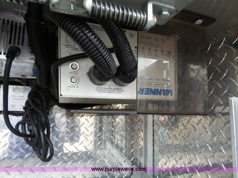 image for item L3721 2006 Freightliner Business Class M2 ambulance