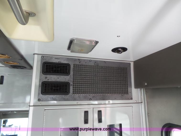 image for item L3721 2006 Freightliner Business Class M2 ambulance