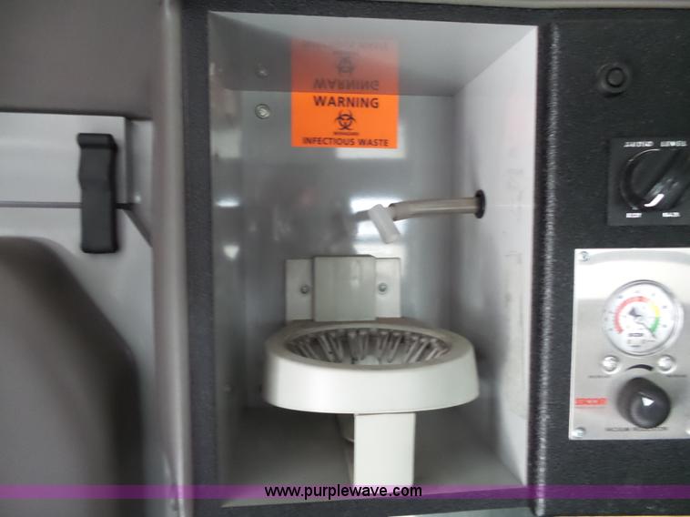 image for item L3721 2006 Freightliner Business Class M2 ambulance