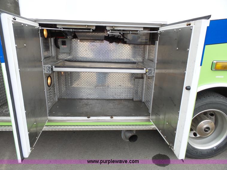 image for item L3723 2005 Freightliner Business Class M2 ambulance