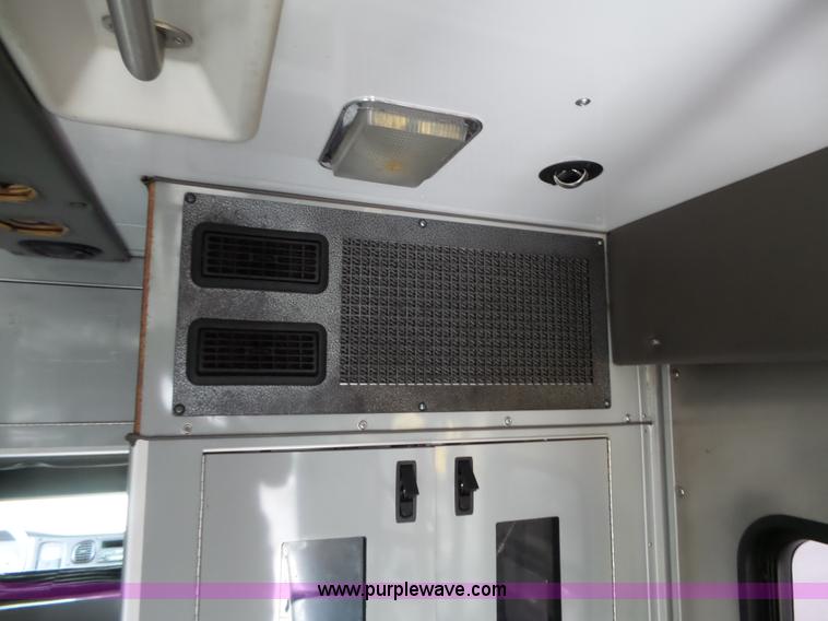 image for item L3723 2005 Freightliner Business Class M2 ambulance