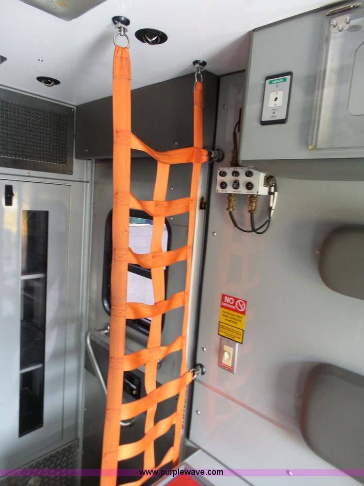 image for item L3723 2005 Freightliner Business Class M2 ambulance