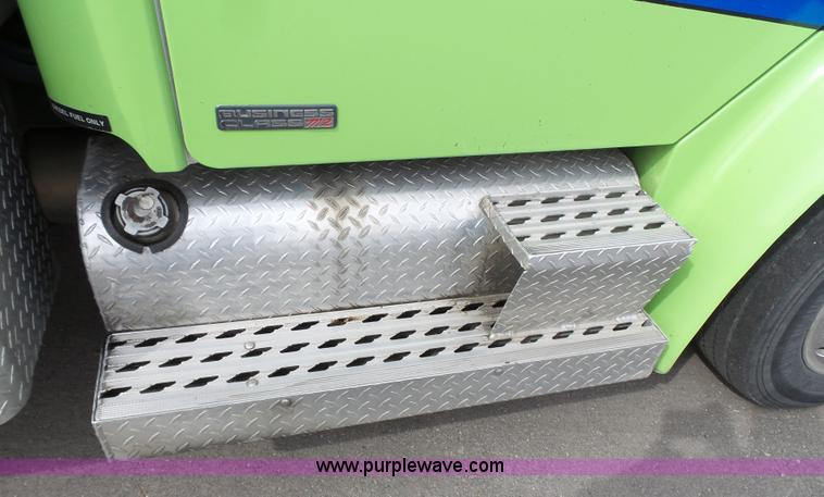 image for item L3723 2005 Freightliner Business Class M2 ambulance