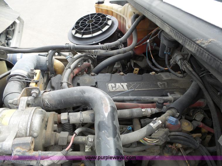 image for item L3723 2005 Freightliner Business Class M2 ambulance