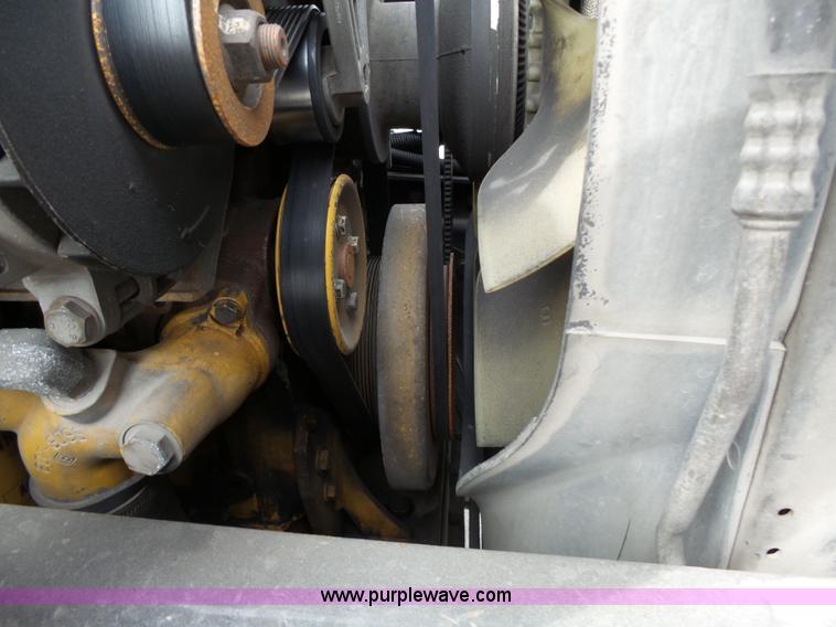 image for item L3723 2005 Freightliner Business Class M2 ambulance