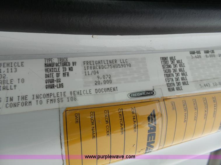 image for item L3723 2005 Freightliner Business Class M2 ambulance