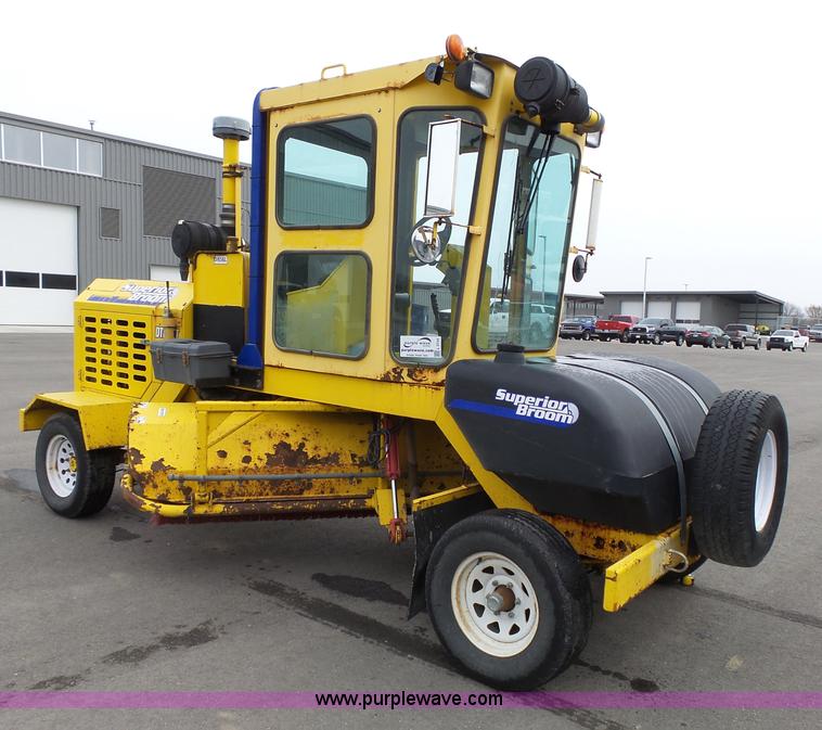 image for item L3724 Superior DT80CT broom