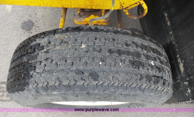 image for item L3724 Superior DT80CT broom