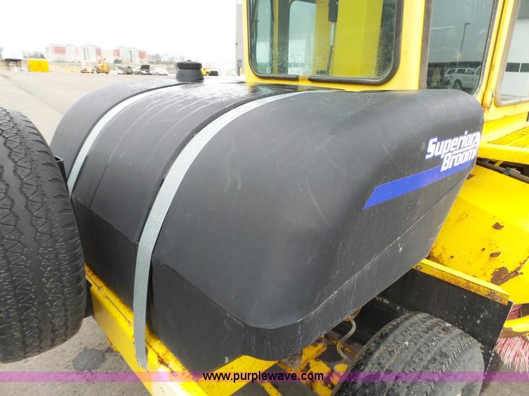 image for item L3724 Superior DT80CT broom