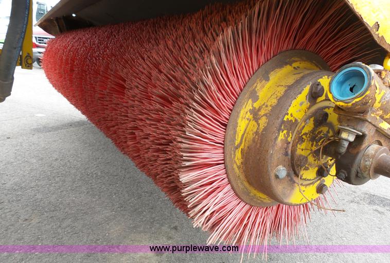 image for item L3724 Superior DT80CT broom