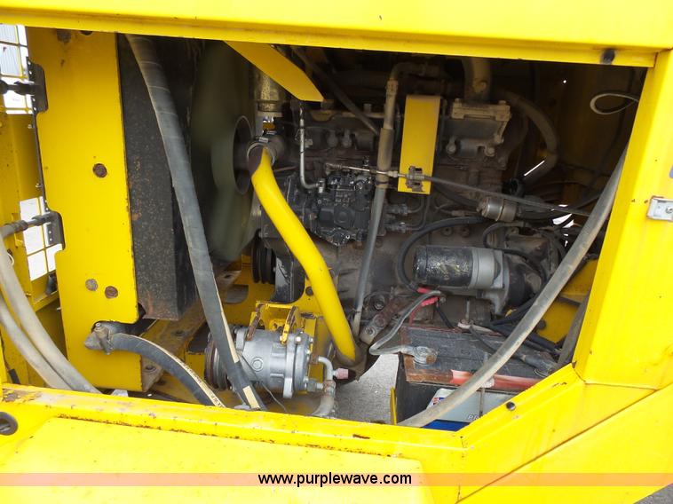 image for item L3724 Superior DT80CT broom