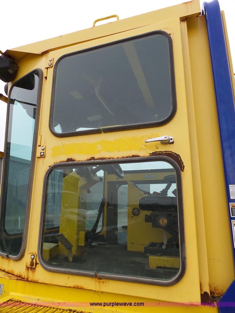 image for item L3724 Superior DT80CT broom