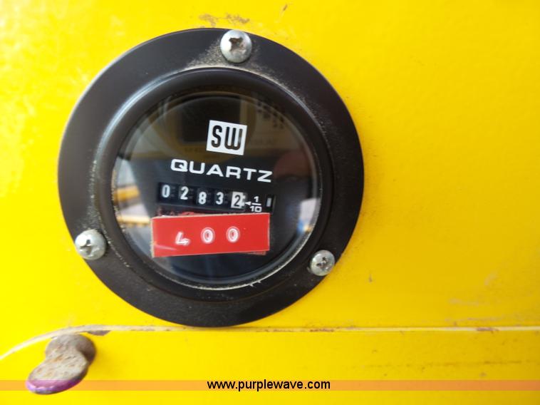 image for item L3724 Superior DT80CT broom