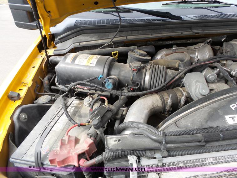 image for item L3727 2008 Ford F450 Super Duty XL Crew Cab flatbed truck