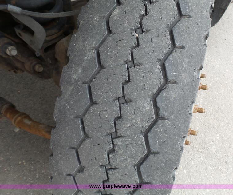 image for item L3727 2008 Ford F450 Super Duty XL Crew Cab flatbed truck