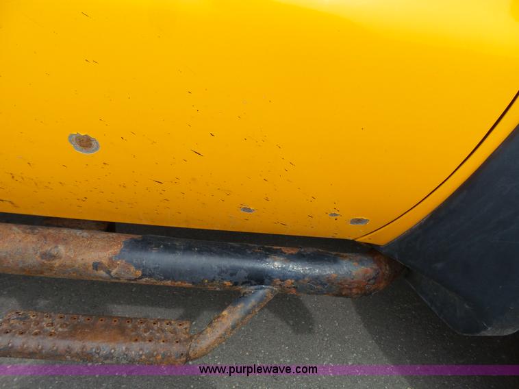 image for item L3727 2008 Ford F450 Super Duty XL Crew Cab flatbed truck