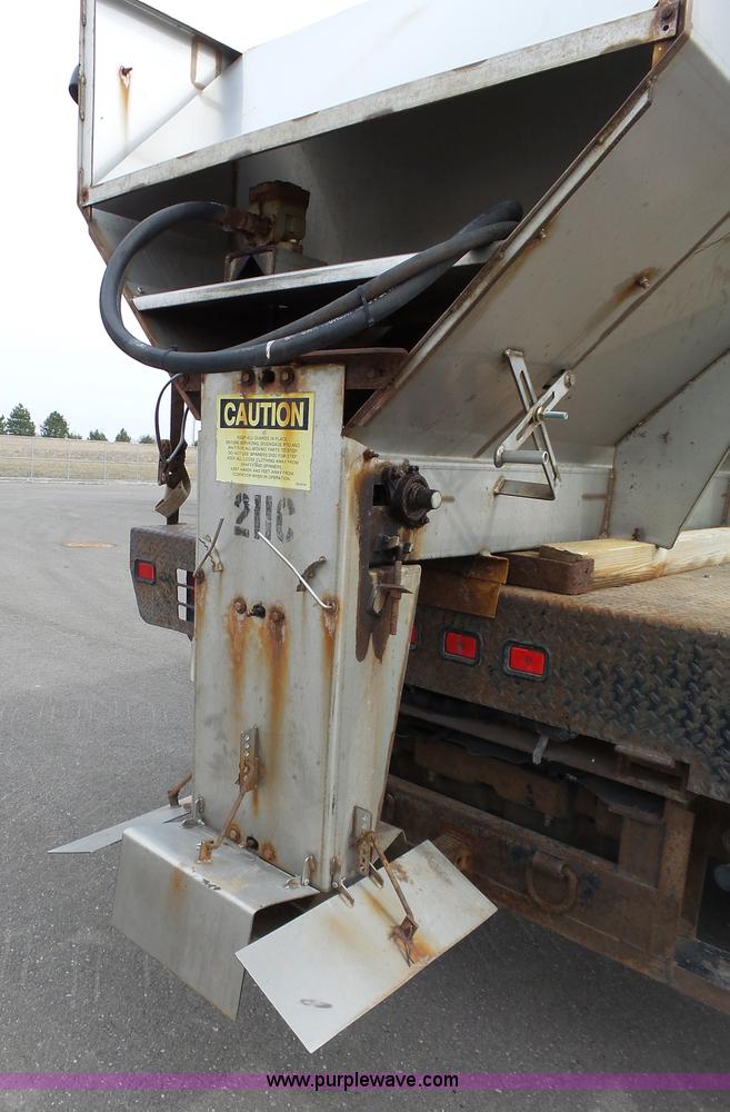 image for item L3727 2008 Ford F450 Super Duty XL Crew Cab flatbed truck