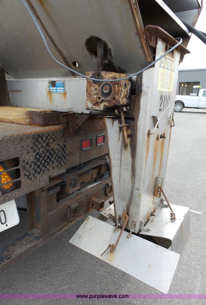 image for item L3727 2008 Ford F450 Super Duty XL Crew Cab flatbed truck