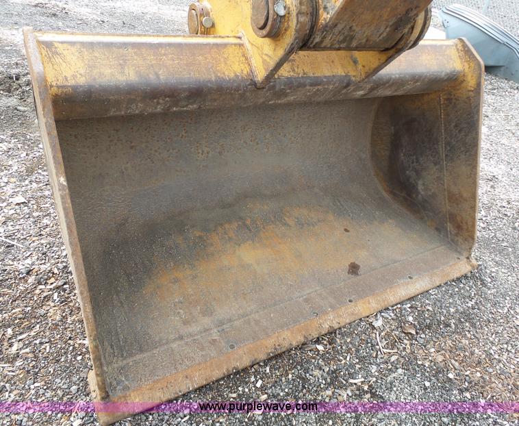 image for item L3748 1999 Case 9030B excavator