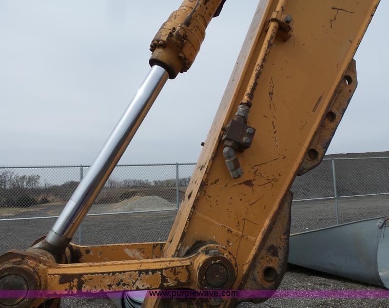 image for item L3748 1999 Case 9030B excavator