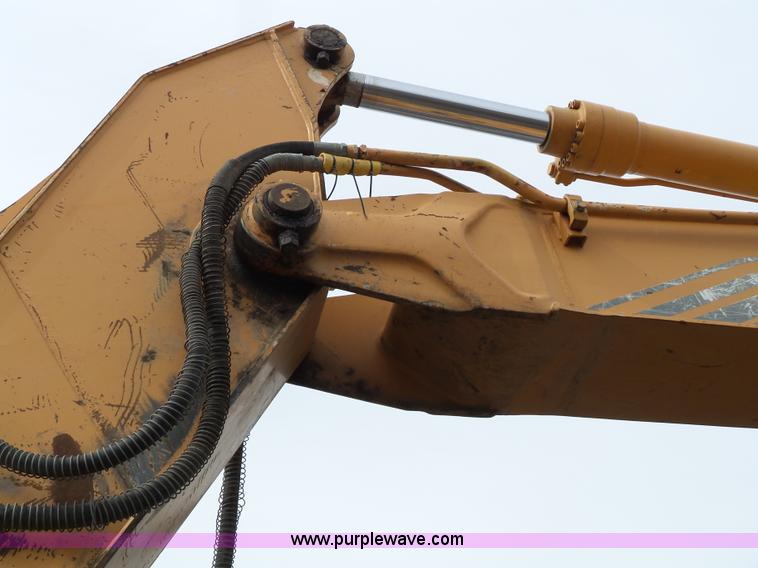 image for item L3748 1999 Case 9030B excavator