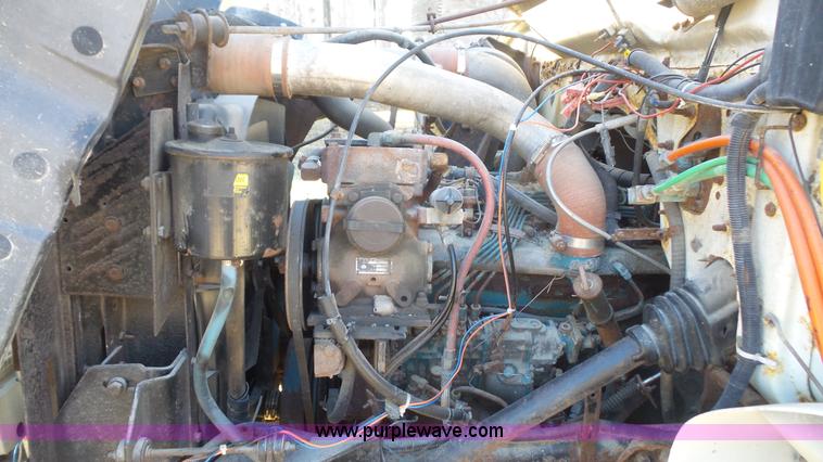 image for item L4751 1992 International 4900 dump truck