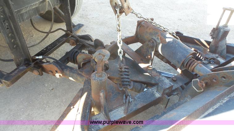 image for item L4753 1995 Ford F800 Super Duty dump truck