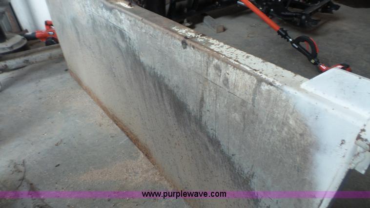 image for item L4753 1995 Ford F800 Super Duty dump truck