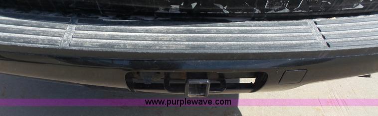 image for item L4787 2010 Chevrolet Suburban 2500 LS SUV