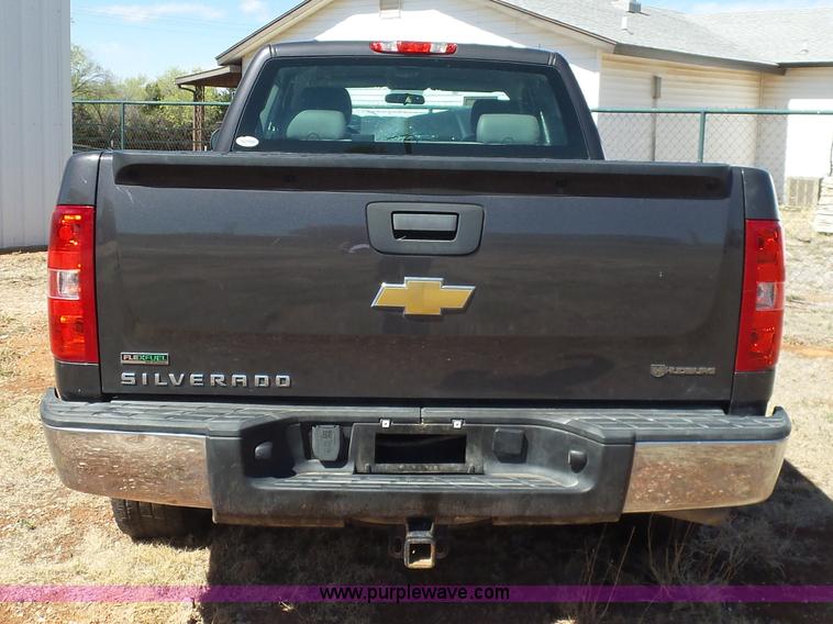 image for item L5788 2011 Chevrolet Silverado Ext. Cab pickup truck