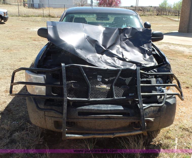 image for item L5788 2011 Chevrolet Silverado Ext. Cab pickup truck