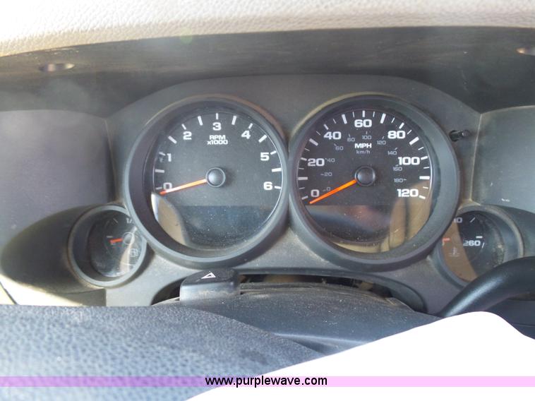 image for item L5788 2011 Chevrolet Silverado Ext. Cab pickup truck