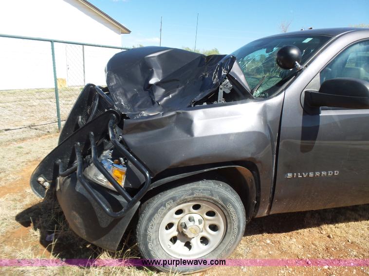 image for item L5788 2011 Chevrolet Silverado Ext. Cab pickup truck